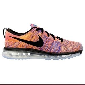 Men’s Nike Flyknit Max size 9